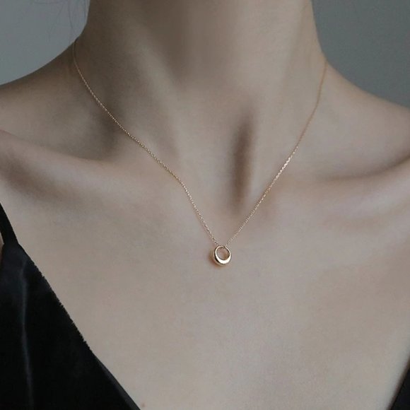 NEW Yellow Gold Round Pendant Chain Necklace - Picture 2 of 11